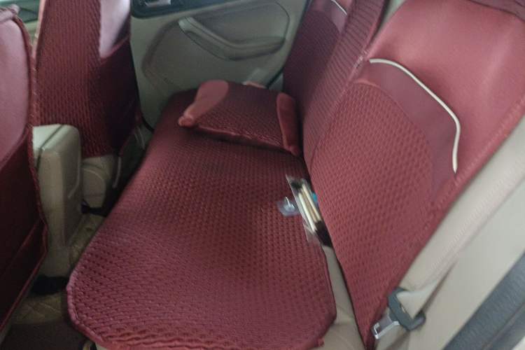 Used Ford Focus 2013 Hatchback Classic 1.8L Automatic Fashion Edition Left Rear Seat