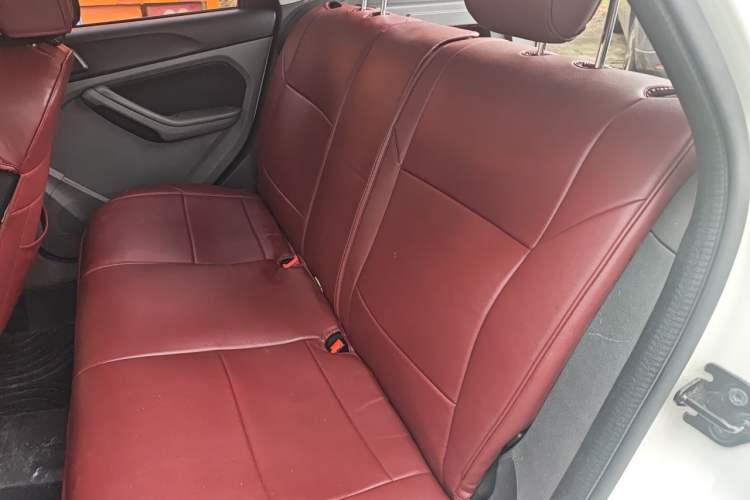 Used Ford Focus 2013 Hatchback Classic 1.8L Manual Base Model Left Rear Seat