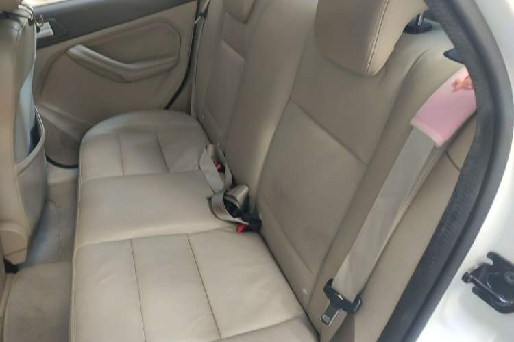 Used Ford Focus 2013 Sedan Classic 1.8L Automatic Fashion Edition Left Rear Seat