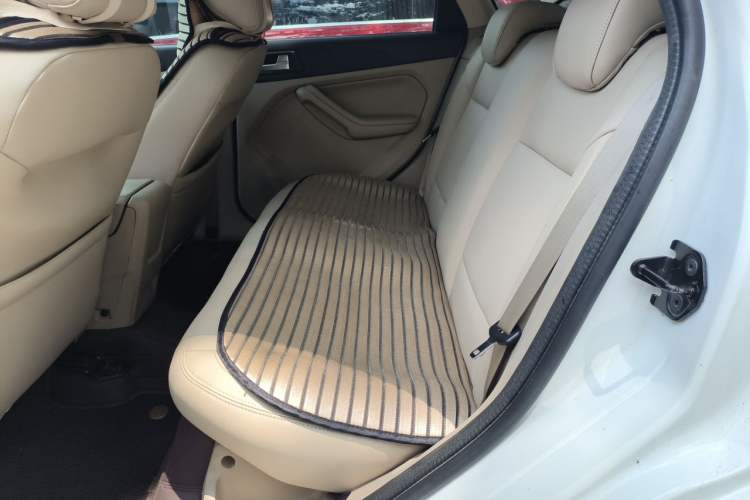 Used Ford Focus 2013 Hatchback Classic 1.8L Manual Fashion Edition Left Rear Seat