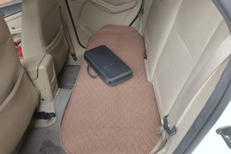 Used Ford Focus 2013 Sedan Classic 1.8L Automatic Fashion Edition Left Rear Seat