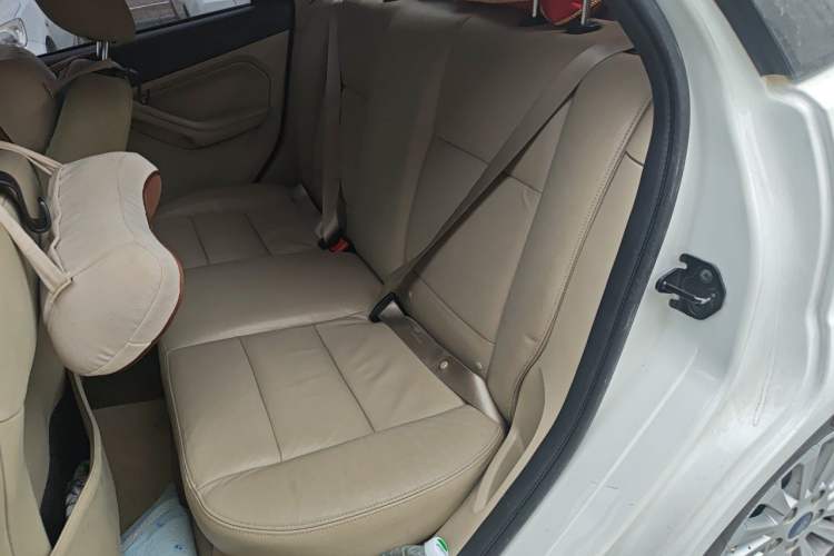 Used Ford Focus 2013 Hatchback Classic 1.8L Automatic Fashion Edition Left Rear Seat