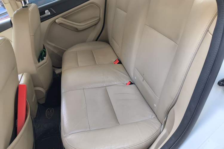 Used Ford Focus 2013 Sedan Classic 1.8L Automatic Fashion Edition Left Rear Seat
