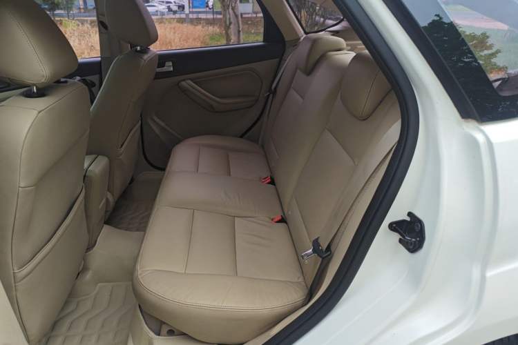 Used Ford Focus 2013 Hatchback Classic 1.8L Automatic Fashion Edition Left Rear Seat