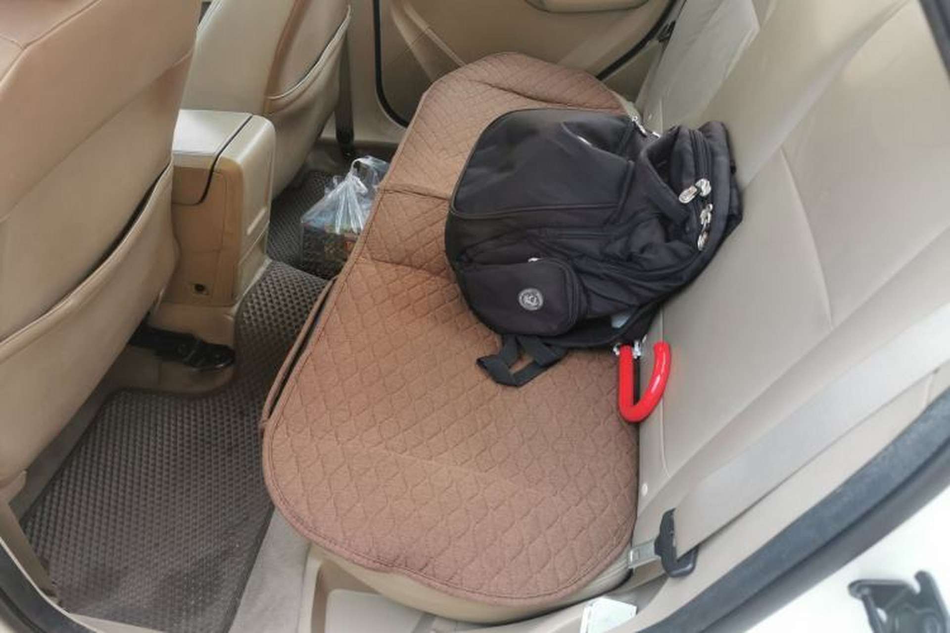 Used Ford Focus 2013 Sedan Classic 1.8L Automatic Fashion Edition Left Rear Seat