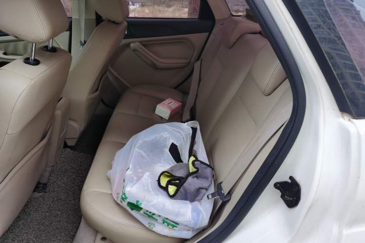 Used Ford Focus 2013 Hatchback Classic 1.8L Automatic Fashion Edition Left Rear Seat