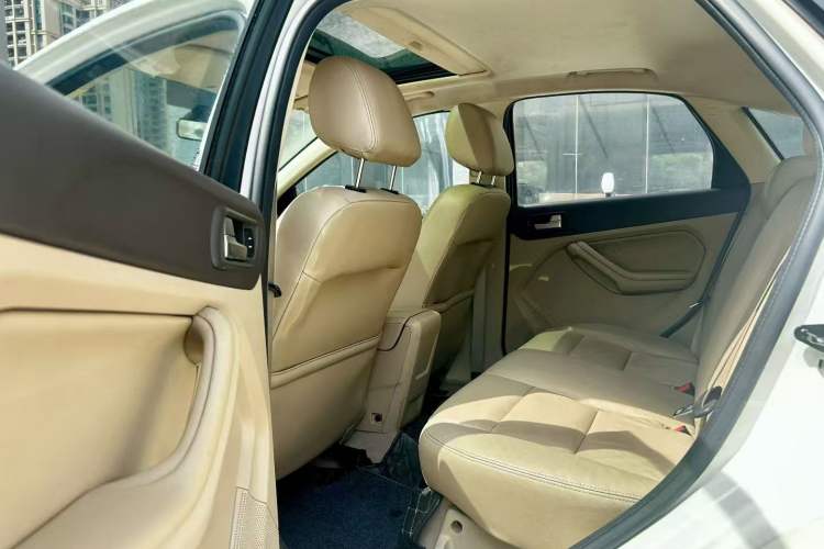 Used Ford Focus 2013 Hatchback Classic 1.8L Automatic Fashion Edition Left Rear Seat