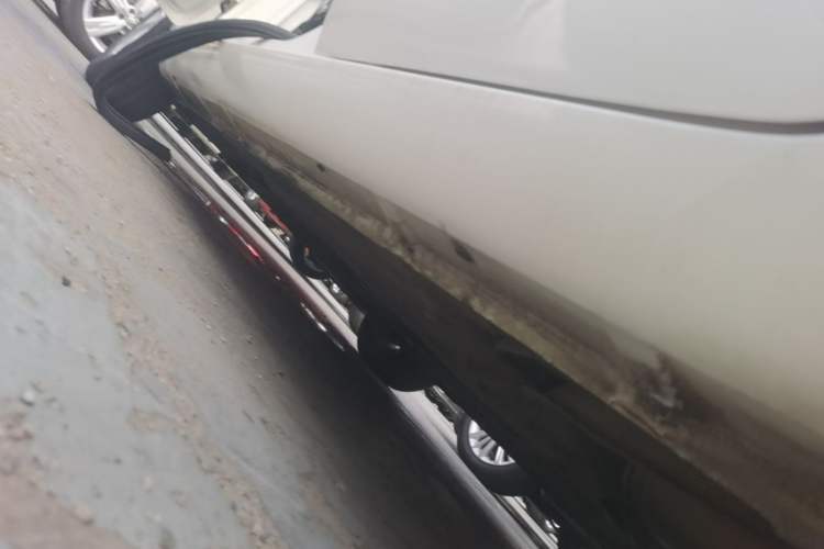 Used Ford Focus 2013 Hatchback Classic 1.8L Automatic Base Model Left Side Sill