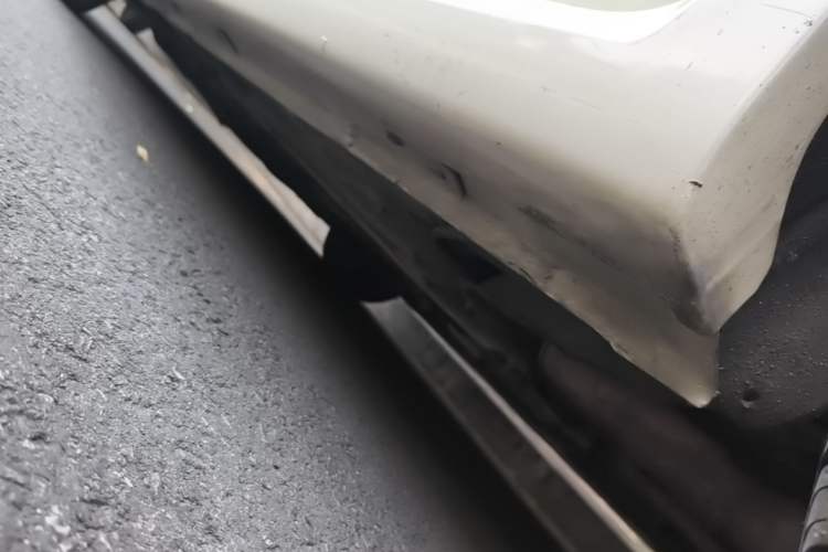Used Ford Focus 2013 Hatchback Classic 1.8L Automatic Fashion Edition Left Side Sill