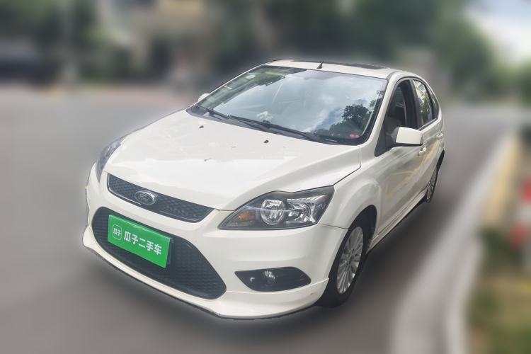 Gebrauchter Ford Focus 2013 Hatchback Classic 1.8L Automatic Fashion Edition Guazi used car, China used car export, Used car for sale, Used  cars, Cheapest cars for sale