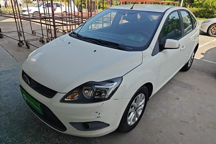 Used Ford Focus 2013 Hatchback Classic 1.8L Manual Base Model Guazi used car, China used car export, Used car for sale, Used  cars, Cheapest cars for sale