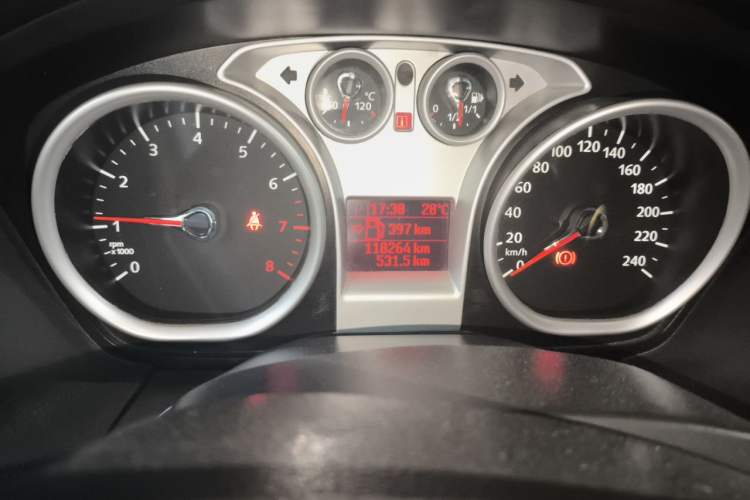 Used Ford Focus 2013 Hatchback Classic 1.8L Automatic Base Model Odometer Close Up