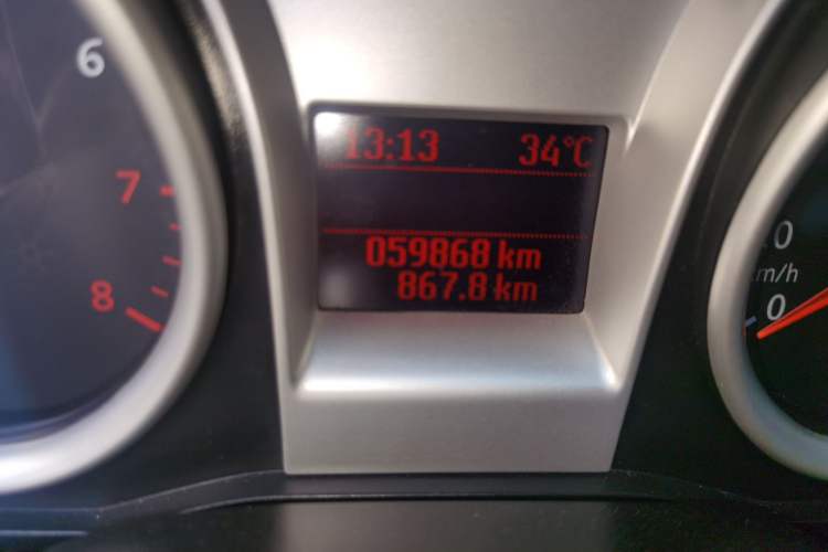Used Ford Focus 2013 Hatchback Classic 1.8L Manual Base Model Odometer Close Up