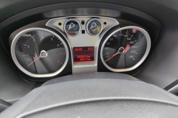 Used Ford Focus 2013 Hatchback Classic 1.8L Automatic Millionth Anniversary Edition Odometer Close Up