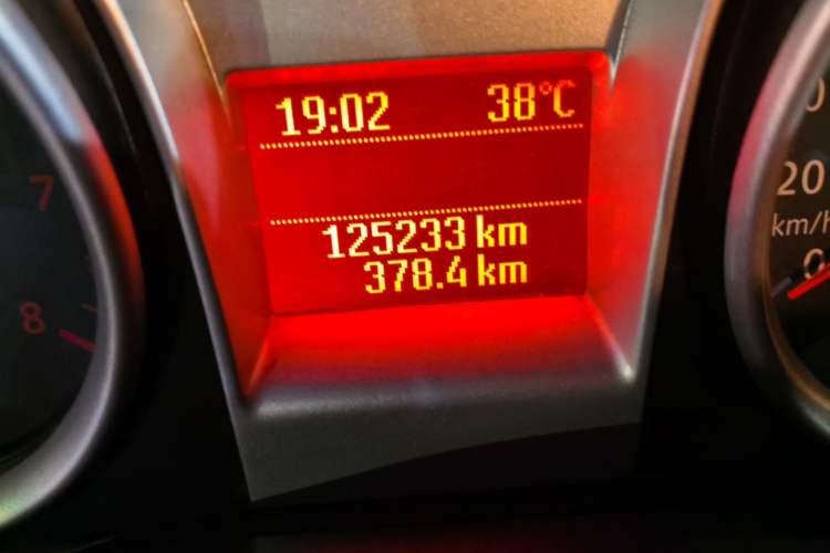 Used Ford Focus 2013 Hatchback Classic 1.8L Manual Base Model Odometer Close Up