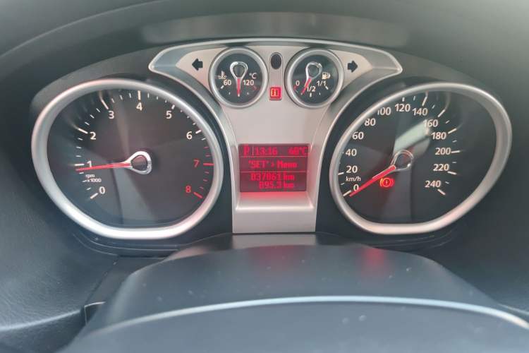 Used Ford Focus 2013 Hatchback Classic 1.8L Automatic Base Model Odometer Close Up