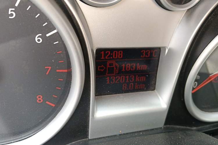 Used Ford Focus 2013 Hatchback Classic 1.8L Manual Base Model Odometer Close Up