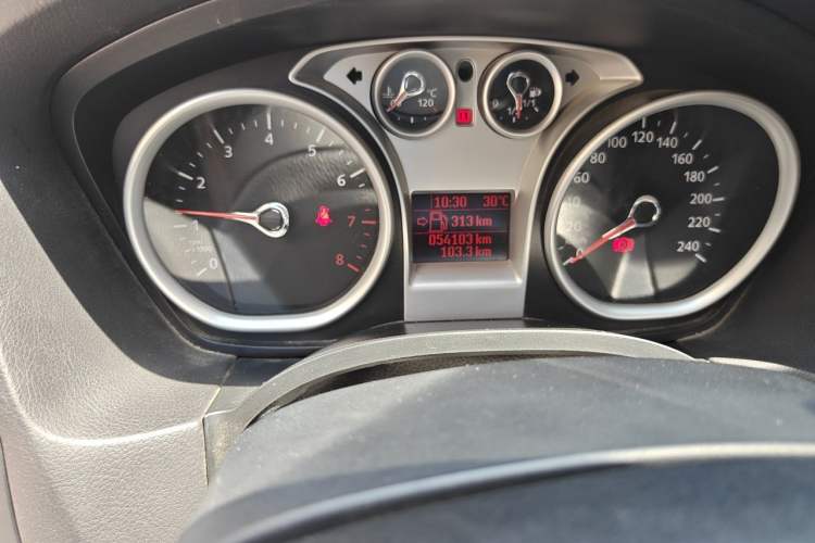 Used Ford Focus 2013 Hatchback Classic 1.8L Automatic Base Model Odometer Close Up