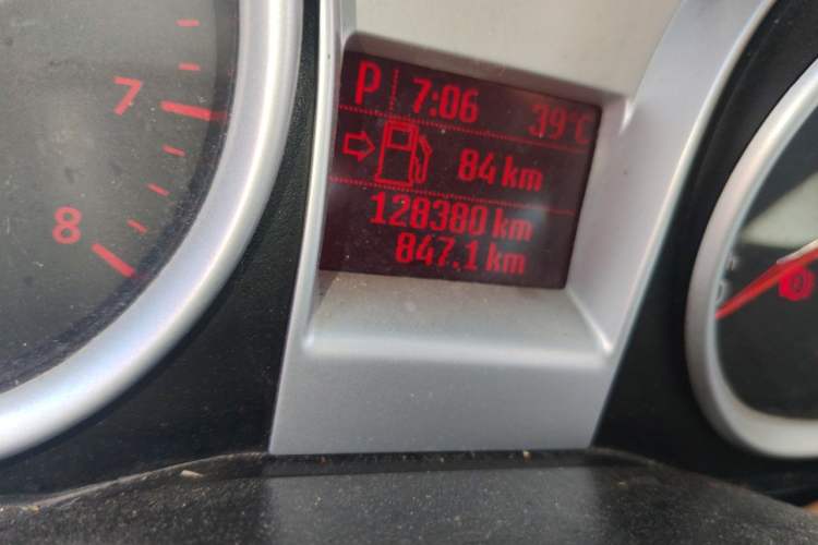 Used Ford Focus 2013 Hatchback Classic 1.8L Automatic Base Model Odometer Close Up