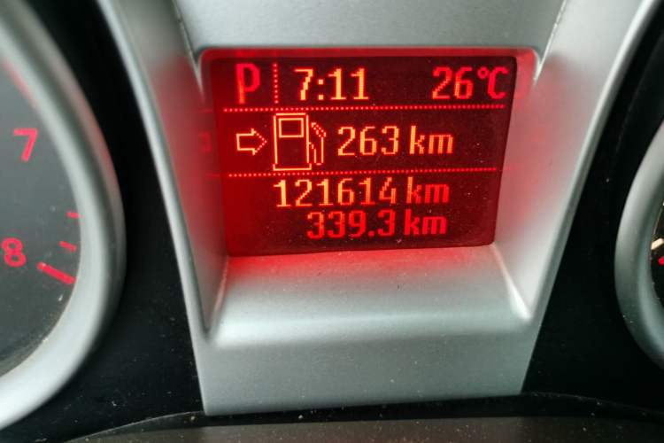Used Ford Focus 2013 Hatchback Classic 1.8L Automatic Fashion Edition Odometer Close Up
