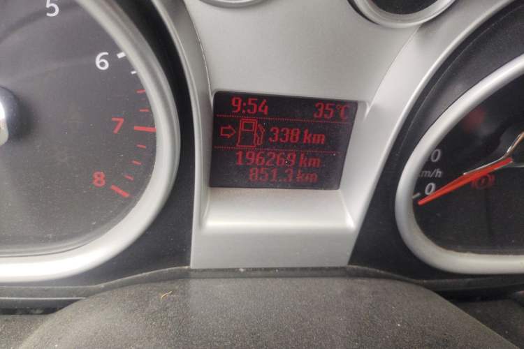 Used Ford Focus 2013 Hatchback Classic 1.8L Manual Base Model Odometer Close Up