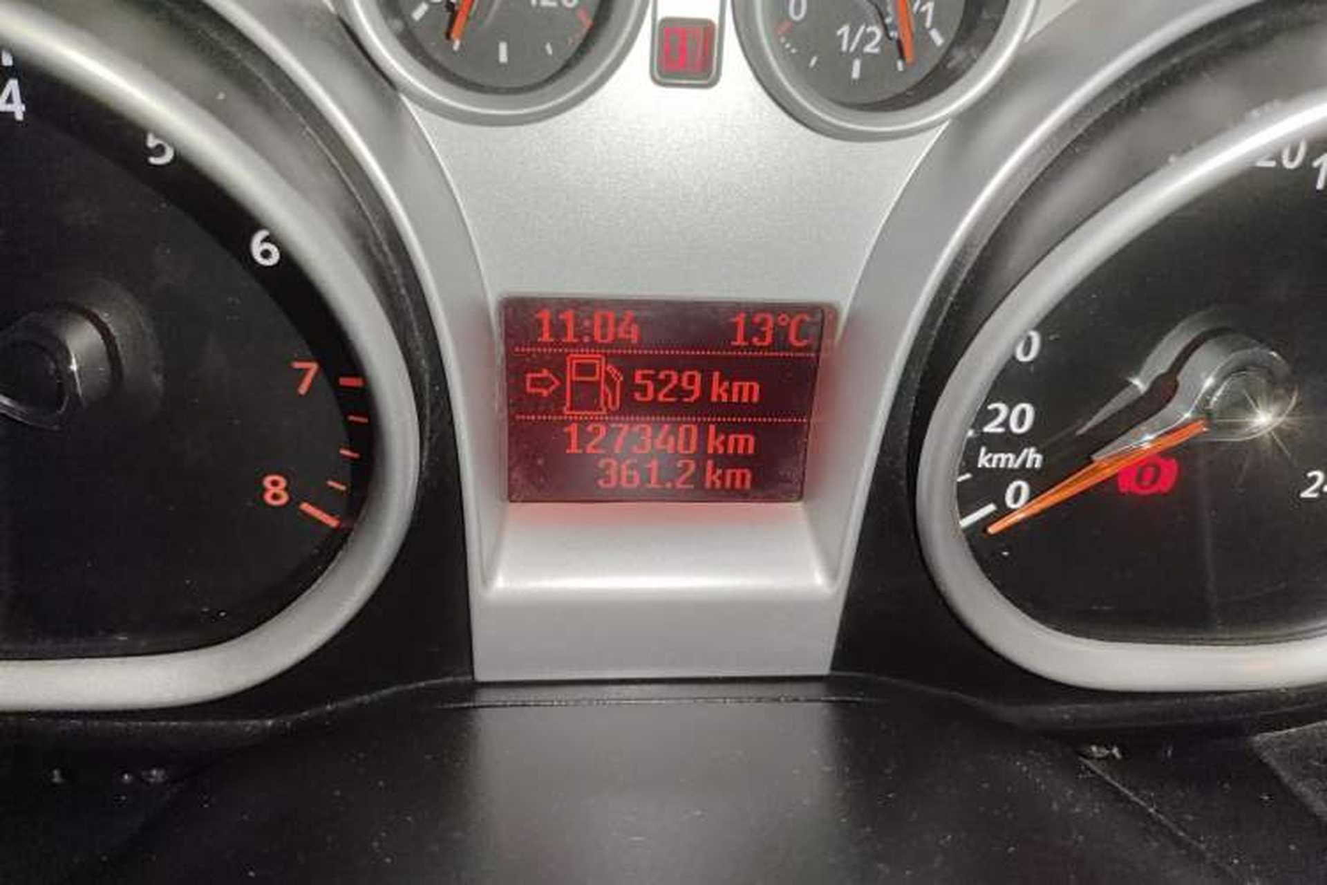 Used Ford Focus 2013 Hatchback Classic 1.8L Manual Base Model Odometer Close Up