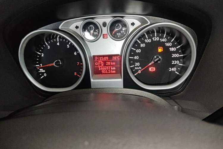 Used Ford Focus 2013 Sedan Classic 1.8L Automatic Base Model Odometer Close Up