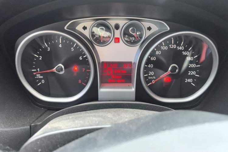 Used Ford Focus 2013 Hatchback Classic 1.8L Automatic Base Model Odometer Close Up