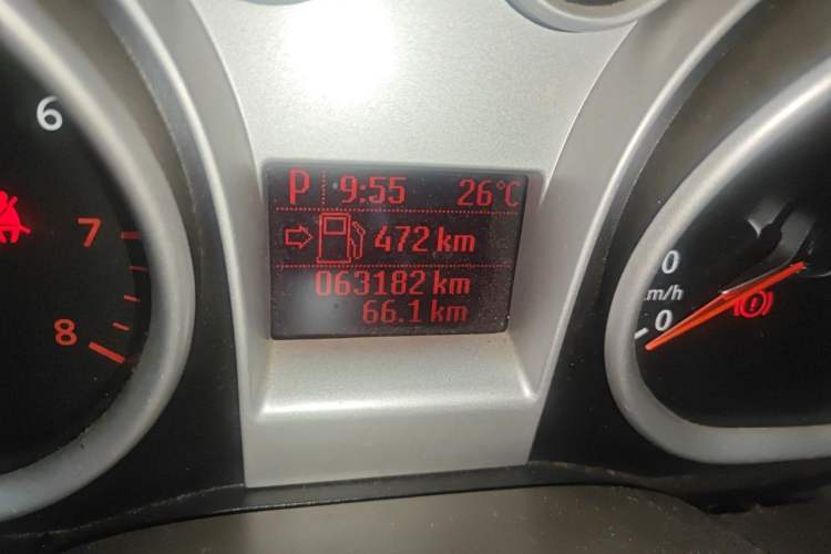 Used Ford Focus 2013 Sedan Classic 1.8L Automatic Fashion Edition Odometer Close Up