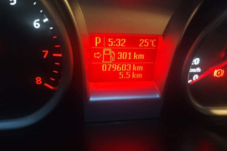 Used Ford Focus 2013 Hatchback Classic 1.8L Automatic Base Model Odometer Close Up