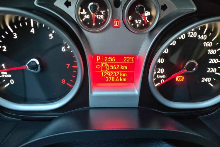 Used Ford Focus 2013 Hatchback Classic 1.8L Automatic Base Model Odometer Close Up