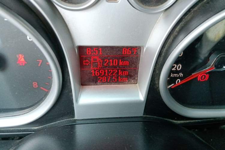 Used Ford Focus 2013 Hatchback Classic 1.8L Manual Base Model Odometer Close Up