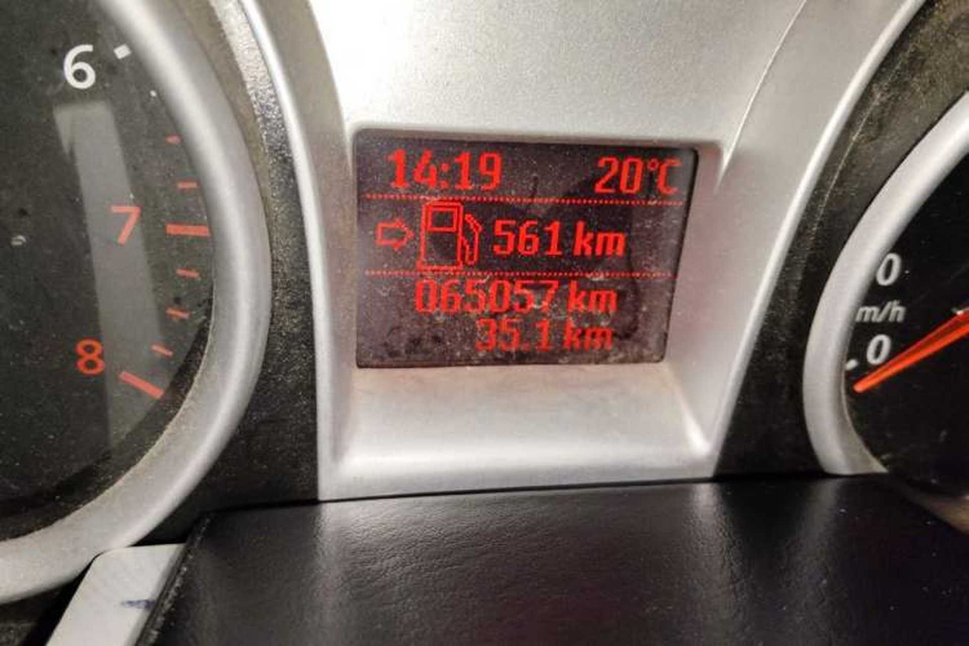 Used Ford Focus 2013 Sedan Classic 1.8L Manual Base Model Odometer Close Up