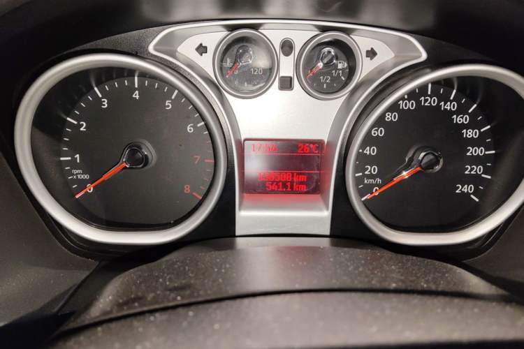 Used Ford Focus 2013 Hatchback Classic 1.8L Automatic Fashion Edition Odometer Close Up