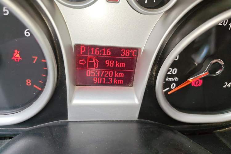 Used Ford Focus 2013 Hatchback Classic 1.8L Automatic Base Model Odometer Close Up