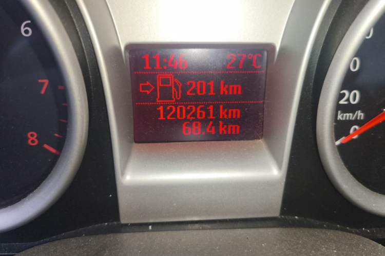 Used Ford Focus 2013 Hatchback Classic 1.8L Manual Fashion Edition Odometer Close Up