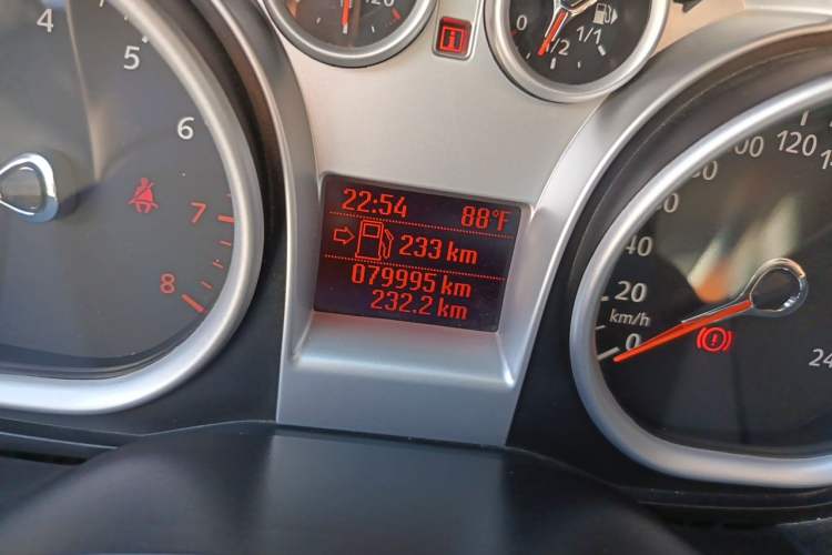 Used Ford Focus 2013 Hatchback Classic 1.8L Manual Base Model Odometer Close Up