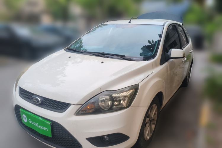 Used Ford Focus 2013 Hatchback Classic 1.8L Manual Base Model Guazi used car, China used car export, Used car for sale, Used cars, Cheapest cars for sale