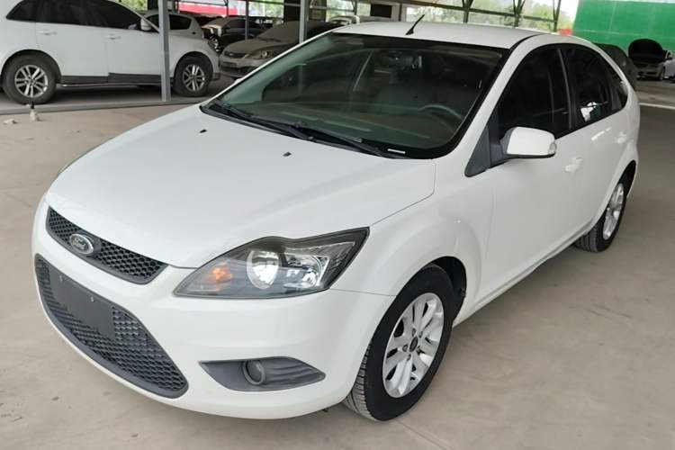 Used Ford Focus 2013 Hatchback Classic 1.8L Automatic Base Model Guazi used car, China used car export, Used car for sale, Used  cars, Cheapest cars for sale