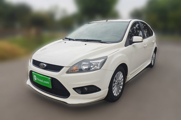 Used Ford Focus 2013 Hatchback Classic 1.8L Automatic Fashion Edition Guazi used car, China used car export, Used car for sale, Used  cars, Cheapest cars for sale