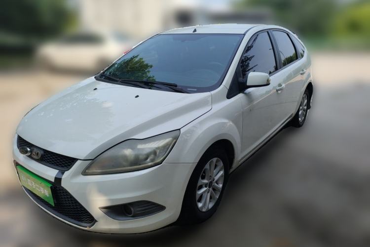 Used Ford Focus 2013 Hatchback Classic 1.8L Automatic Base Model Guazi used car, China used car export, Used car for sale, Used cars, Cheapest cars for sale