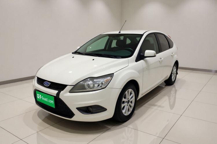 Ojetý Ford Focus 2013 Hatchback Classic 1.8L Automatic Base Model Guazi used car, China used car export, Used car for sale, Used  cars, Cheapest cars for sale