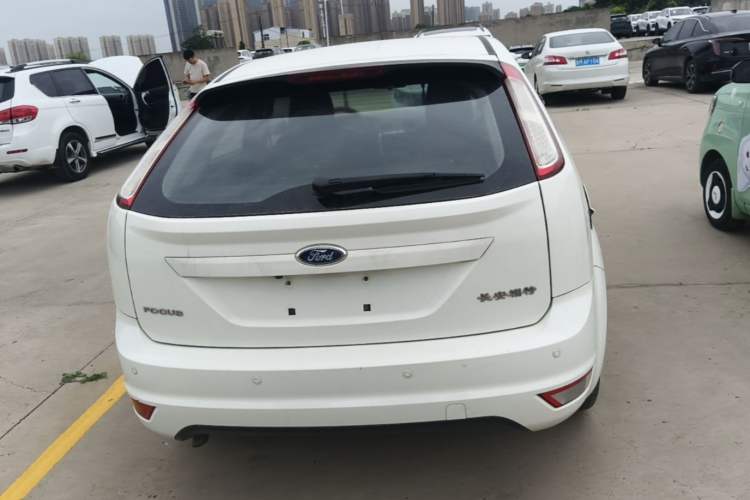 Used Ford Focus 2013 Hatchback Classic 1.8L Manual Base Model Rear