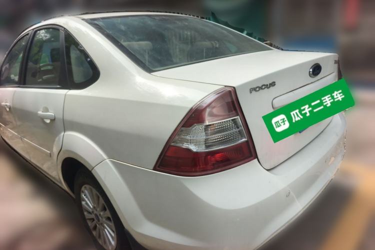 Used Ford Focus 2013 Sedan Classic 1.8L Manual Fashion Edition Rear