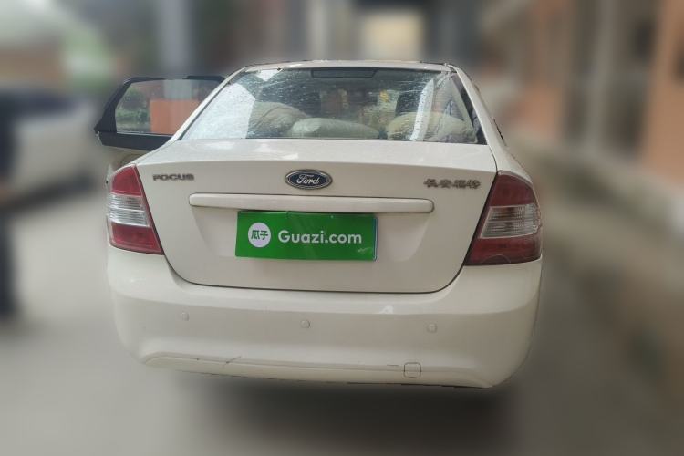 Used Ford Focus 2013 Sedan Classic 1.8L Automatic Fashion Edition Rear