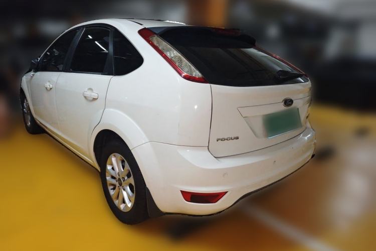 Used Ford Focus 2013 Hatchback Classic 1.8L Manual Base Model Rear Left 45 Deg