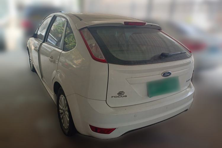 Used Ford Focus 2013 Hatchback Classic 1.8L Automatic Fashion Edition Rear Left 45 Deg