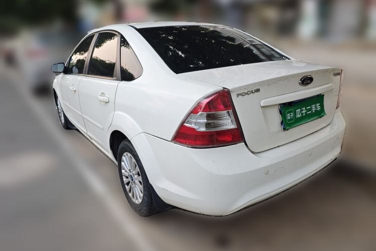 Used Ford Focus 2013 Sedan Classic 1.8L Manual Fashion Edition Rear Left 45 Deg
