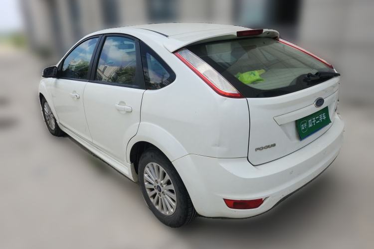 Used Ford Focus 2013 Hatchback Classic 1.8L Automatic Fashion Edition Rear Left 45 Deg