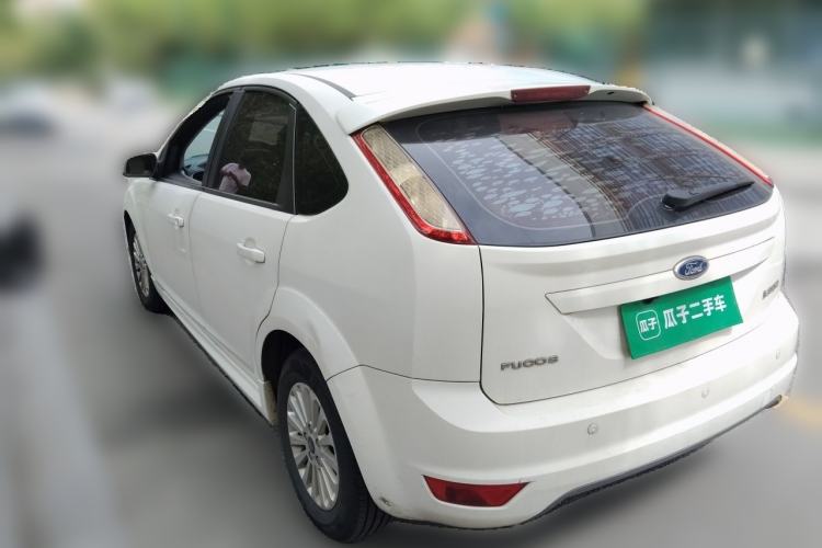 Used Ford Focus 2013 Hatchback Classic 1.8L Automatic Fashion Edition Rear Left 45 Deg